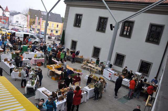 Bauernmarkt in Sierning | Foto: Roman Mayr