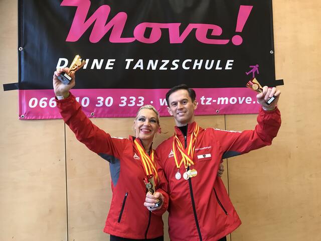 Martina und Toni nach den Lateinbewerben | Foto: TSK Juventus Stockerau