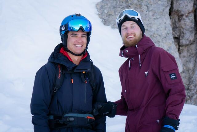 Die beiden Freunde Cian und Benedict verbindet die Leidenschaft fürs Freeriden. | Foto: Cian Baumgartner
