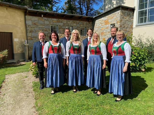 Das Kärntner Doppelsextett freut sich immer über neue Mitglieder. Kontakt auf der Homepage des Chores.  | Foto: Privat 