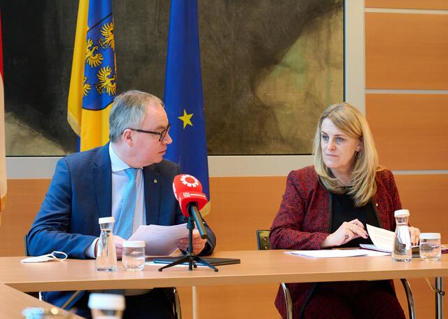 LH-Stv. Stephan Pernkopf und LR Ulrike Königsberger-Ludwig | Foto: NLK Pfeiffer