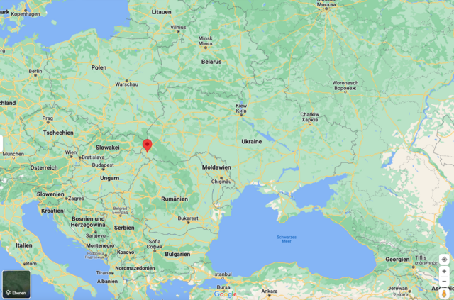 Zehn Monteure der Innviertler Firma Fill waren seit Montag in Mukachevo (roter Icon) tätig. Sie sind mittlerweile wieder wohlbehalten in OÖ retour. | Foto: Screenshot Google Maps