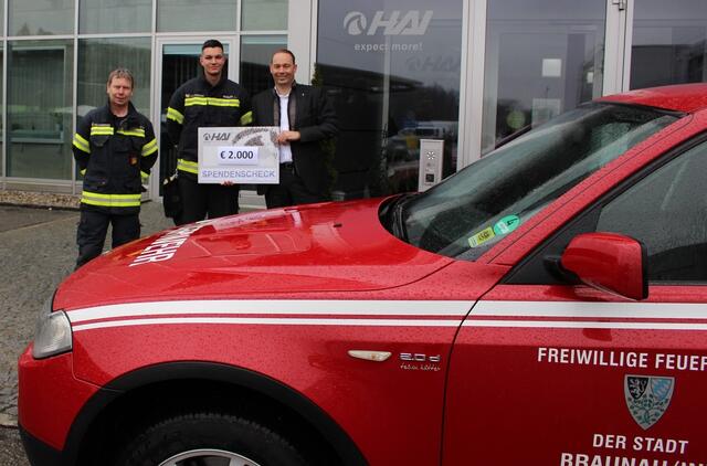 HAI spendet 2.000 Euro an die Feuerwehr Braunau. | Foto: HAI