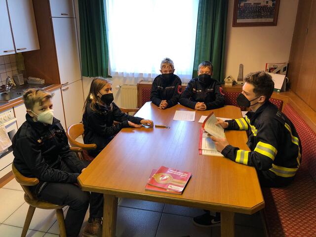 Das Einmaleins der Feuerwehr wird auch einmal abgefragt. | Foto: FF - Moosbach
