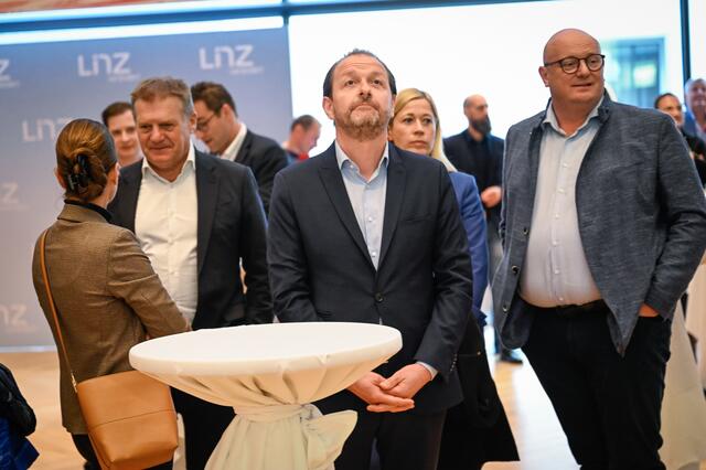 Vorzeichen des Abgangs: Lange Gesichter bei der Linzer Volkspartei am Wahlabend im Herbst. | Foto: Stadt Linz/Schwarzl
