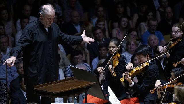 Statt Gergiev übernimmt Yannick Nézet-Séguin, Musikdirektor der Metropolitan Opera den Dirigentenstab. | Foto: Michal Dolezal / CTK / picturedesk.com