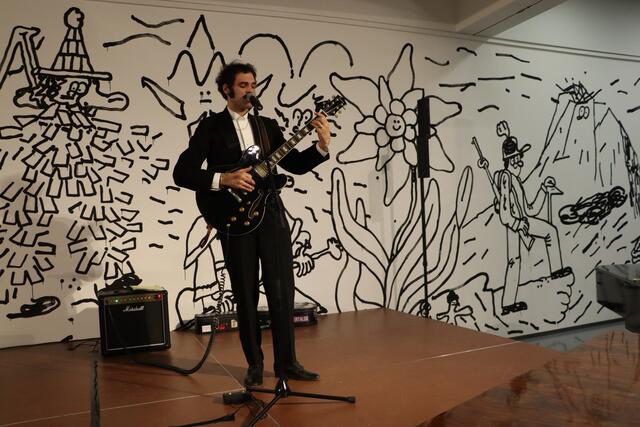 Marlon Bösherz — "Salvador Dali's Garden Party" | Foto: Anna Wieser