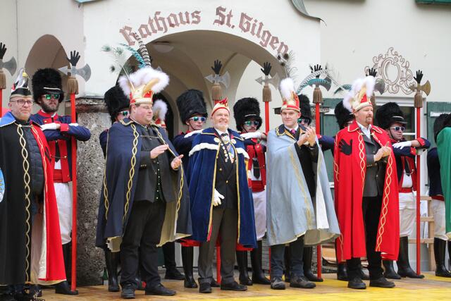 Die Narren übernahmen kurz die Agenden von St. Gilgen.