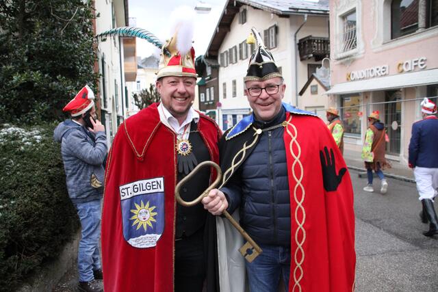 Faschingsgilde: Michael Binder mit Bürgermeister Otto Kloiber.