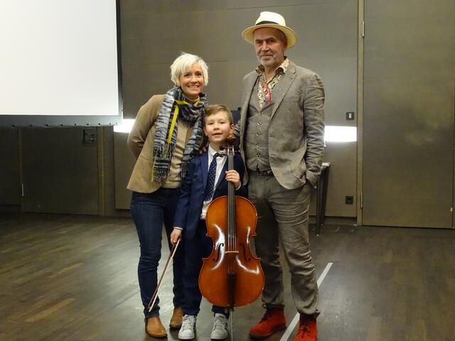 Angelika Steinbach-Ditsch mit Maximilian und Heinz Ditsch | Foto: Simon Glösl