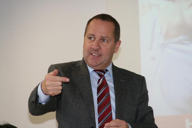 Michael Huber bleibt Bürgermeister in der Gemeinde Stans.  | Foto: Archiv