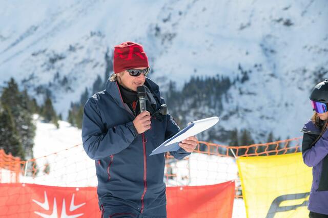 Der sportliche Leiter Stefan Häusl. | Foto: Simon Beizaee
