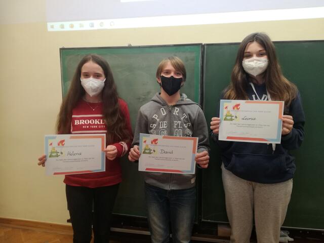 Die Schüler beim Quiz | Foto: PNMS Gleiß