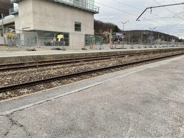 Beim Bahnhof Unterpurkersdorf soll nach Beseitigung der alten Gleise eine kleine P&amp;R-Anlage entstehen. | Foto: Marlene Trenker