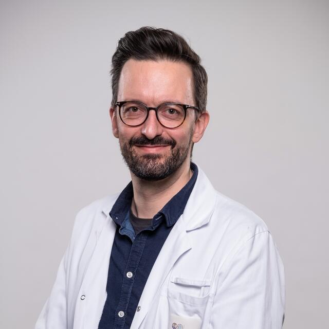Oberarzt David Fuchs die Leitung der Palliativstation St. Louise am Ordensklinikum Linz Barmherzige Schwestern. | Foto: Ordensklinikum Linz