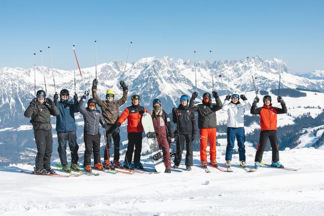 Skifahren mit Kaiser-Kulisse - für viele war es der erste Skitag der Saison.  | Foto: TVB Wilder Kaiser/Mathäus Gartner
