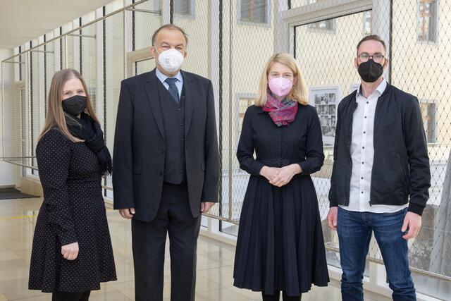 Christiane Steinlechner Meinhard Lukas, Christine Haberlander und Michael Kass-Buchberger (v. l. n. r.). | Foto:  Land OÖ/Vanessa Ehrengruber