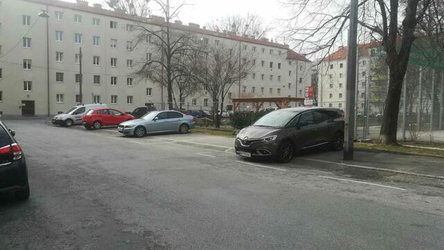 Die Initiative fordert etwa eine Abänderungen dieser Parkplätze. | Foto: "Geht doch"