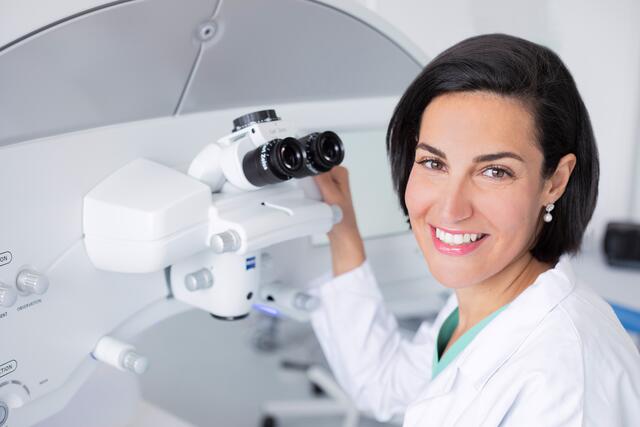 "Das Auge ist ein sehr geniales Sinnesorgan", Sarah Moussa. | Foto: Emco Privatklinik
