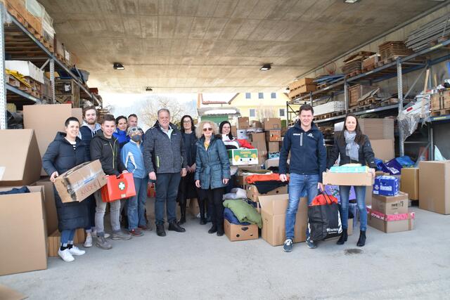 Am Gelände des Bauhofs der Stadtgemeinde Feldkirchen wurden die Sachspenden für den Weitertransport gesammelt. | Foto: MeinBezirk.at