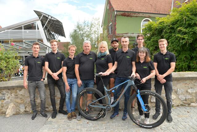 Das Team von Zweirad-Janger ist für jeden Kundenwunsch da. | Foto: Zweirad Janger