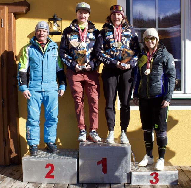 Erfolgreich waren die Starterinnen und Starter aus dem Bezirk bei den Shortcarver-Meisterschaften. | Foto: Vogl