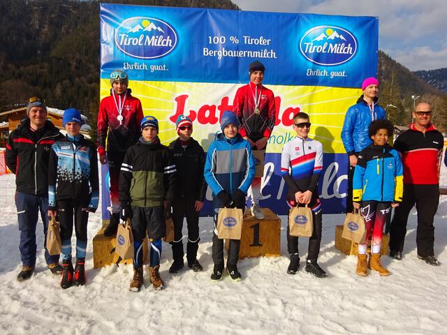 Siegerpodest S14: Karl Vater (2./SC Seefeld), Luca Schuster (1./HSV Hochfilzen), Albert Widmoser (3./SC St.Ulrich/P.)