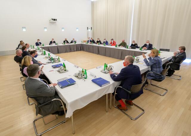 2. Ukraine-Gipfel im NÖ Landhaus | Foto: NLK Burchhart
