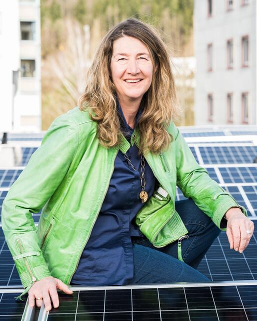 „Raus aus Öl und Gas – Jetzt!“ Umweltstadträtin Sonja Pickhardt-Kröpfel appelliert auf erneuerbare Energien umzusteigen und die großzügigen Förderungen zu nutzen. | Foto: Grüne