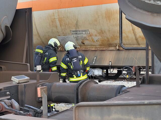 Zu einem Gasaustritt beim Bahnhof Enns wurde die Freiwillige Feuerwehr alarmiert. | Foto: FF Enns