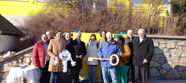 Feierliche Schlüsselübergabe in Hollenthon. | Foto: WET Gruppe