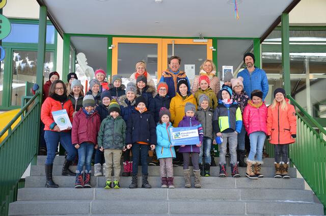 Die Schülerinnen und Schüler der Volksschule Dienten setzten sich aktiv für den Klimaschutz im Pinzgau ein. | Foto: Klimabündnis Salzburg