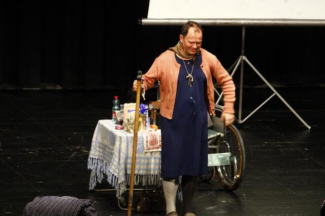 Markus Hirtler weist immer wieder auf die schwierigen Situationen in den Pflege-und Sozialberufen hin.  | Foto: RegionalMedien Hofmüller
