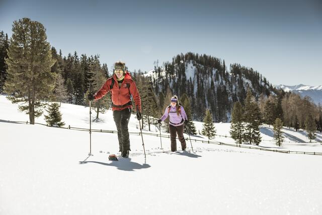 Die Kombination aus sportlicher Bewegung, Landschaftserlebnis und Theorie bringt auch für Routiniers interessante neue Aspekte.  | Foto: TVB Tiroler Oberland