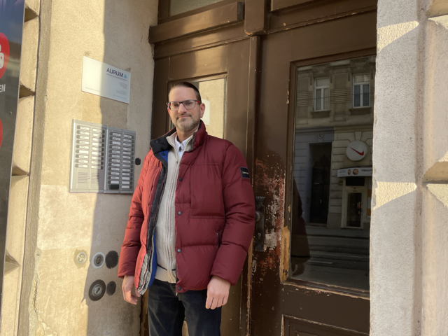 Schlachthausgasse 21: Seit Jänner versucht Martin Kraxner eine Verbesserung seiner Wohnsituation zu erwirken. | Foto: Hannah Maier