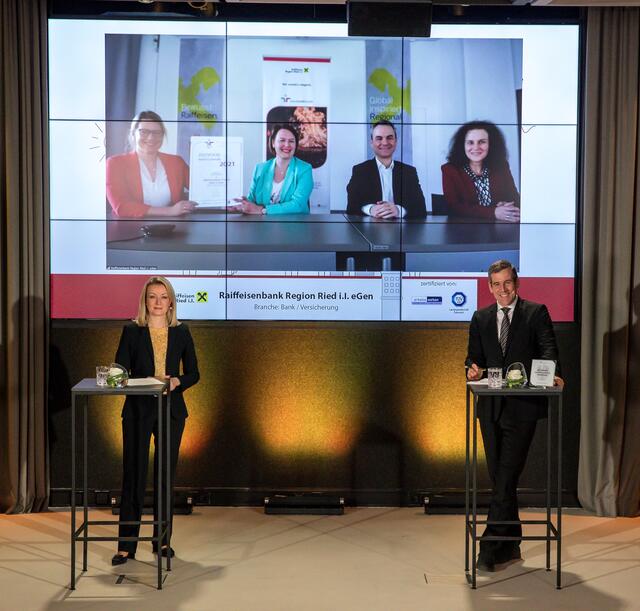 Die Verleihung des Zertifikats fand online statt. | Foto: Harald Schlossko