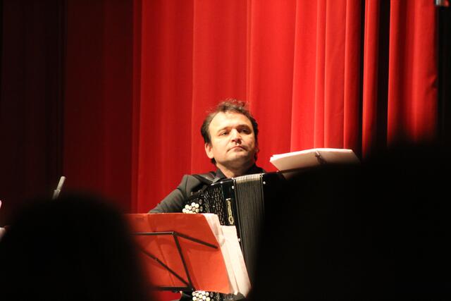 Andrej Serkov vom "Trio de Salon" | Foto: Christina Gärtner