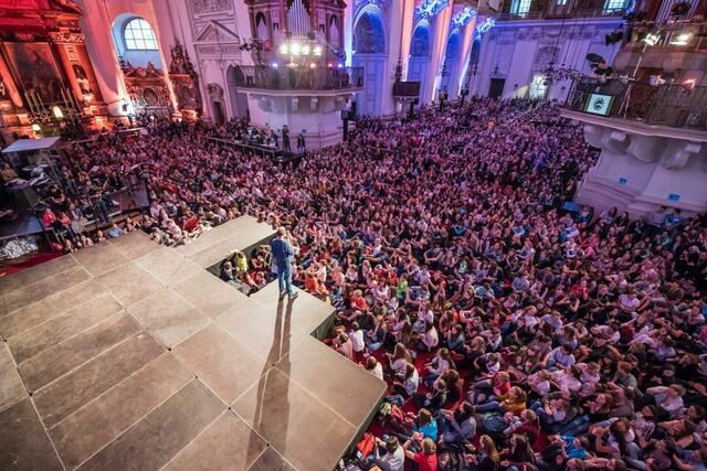 Beim Loretto-Pfingstfest im Salzburger Dom waren zuletzt ca. 10.000 Besucherinnen und Besucher. | Foto: Loretto