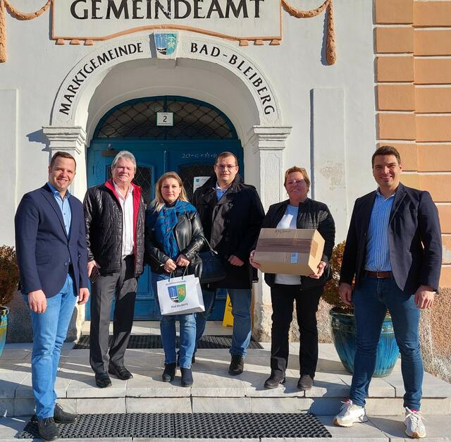 Die ukrainische Familie Yakymovych-Dolinska konnte den Beteiligten die Situation in der Ukraine nochmals näher bringen. | Foto: Marktgemeinde Bad Bleiberg