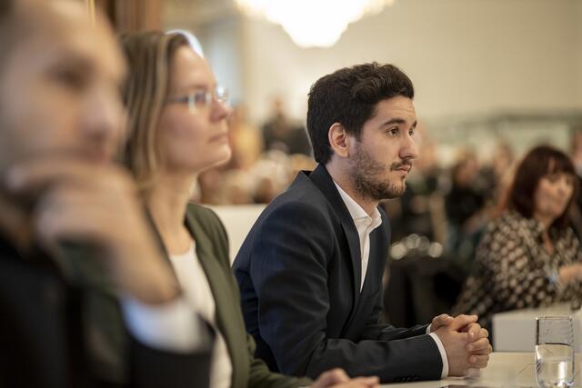 Georg Schwarzl fordert eine engere Zusammenarbeit mit der Medizinischen Universität Graz und kritisiert das Stipendien-Projekt der Landesregierung.  | Foto: Nikola Milatovic