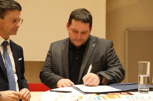 Daniel Humer, Bezirksvorsitzender der Jungen Wirtschaft Grieskirchen, freut sich auf die Zusammenarbeit. | Foto: Andreas Maringer