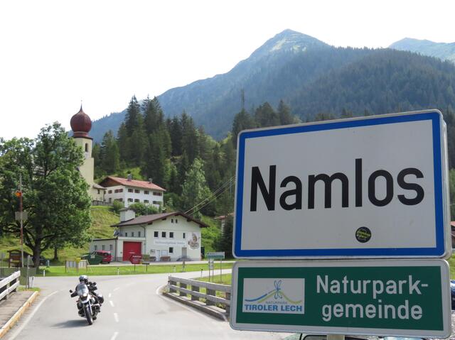 Namlos und die Motorräder: Das ist eine lange Geschichte. | Foto: Zoom Tirol