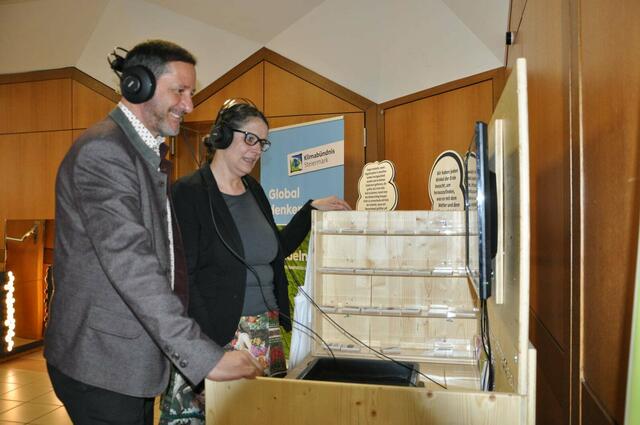 Die Klimabündnis-Gemeinde freut sich darüber, dass die Ausstellung in Gratwein-Straßengel halt macht.