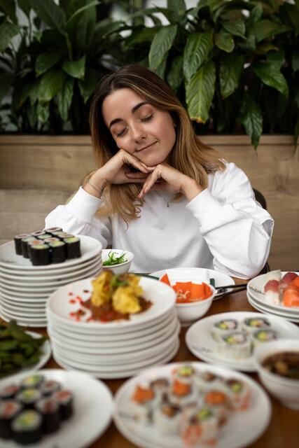 Das Essen kann man so lange nachbestellen, bis man satt ist. | Foto: Aaron Jiang Photography