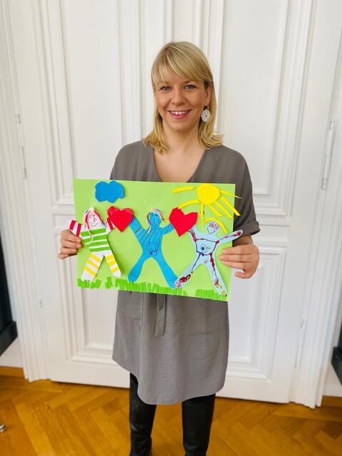 Die Brucker Bildungsstadträtin Lisa Miletich hat den Kinder Mal- und Bastelwettbewerb ins Leben gerufen.  | Foto: Miletich 