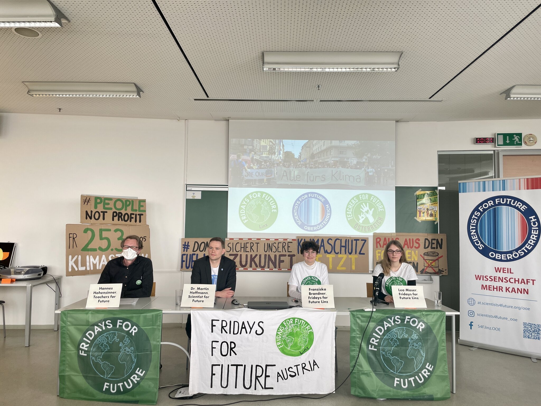 Klimaschutz Demo In Linz Fridays For Future Linz Ruft Zum Gemeinsamen 