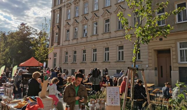 Der neue Matzner-Markt in der Goldschlagstraße soll jeden Donnerstag stattfinden.  | Foto: BV 14