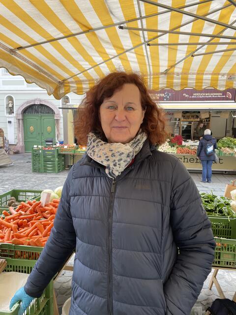 Karoline Egger aus Leoben bemerkte bereits vor einem halben Jahr ansteigende Preise im Supermarkt. | Foto: Vanessa Gruber