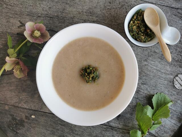 Frühlingshafte Radieschencremesuppe | Foto: Katrin Ebetshuber