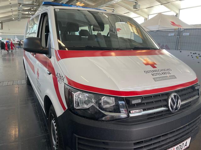 In Bereitschaft - Rettungsfahrzeug | Foto: BRS